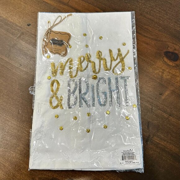 NWT Mud Pie "Merry & Bright" Sequin Hand/Guest/Bar/Tea Towel - Picture 1 of 2